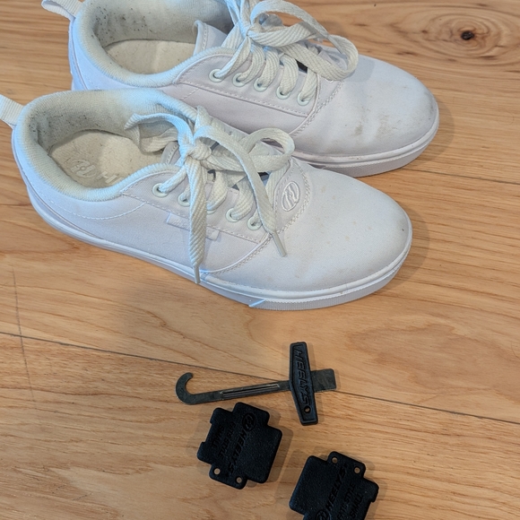 Heelys White Skate Shoes - Picture 8 of 8
